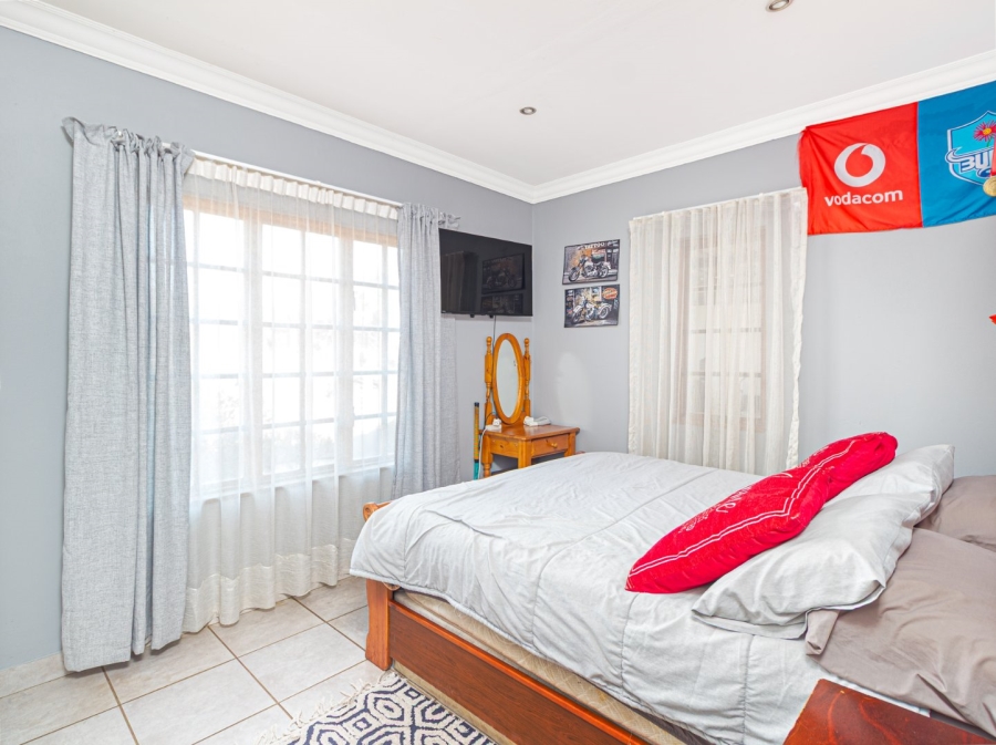 3 Bedroom Property for Sale in Meerhof North West